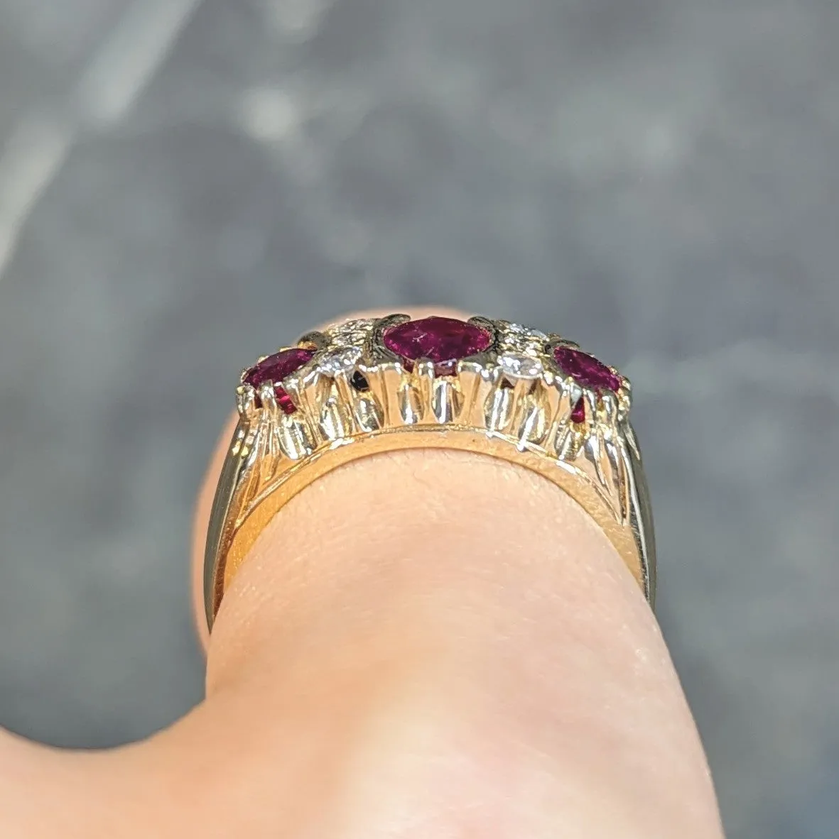 Vintage 1.25 CTW Ruby Diamond 18K Yellow Gold Ring from the 1980s