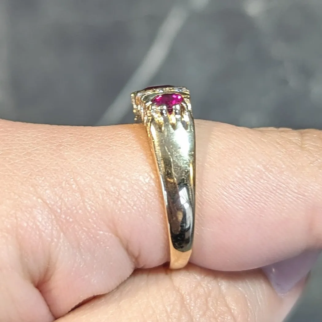 Vintage 1.25 CTW Ruby Diamond 18K Yellow Gold Ring from the 1980s