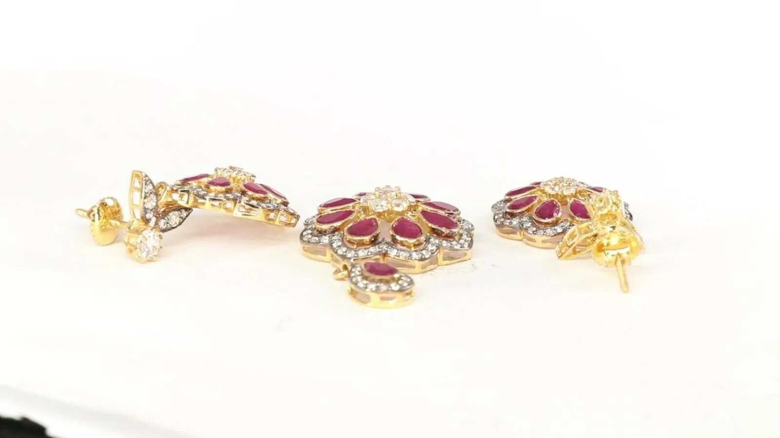 Solid Gold Ruby Pendant Set | Classic Round Floral Design | Elegant 22k Gold Jewelry - p2136