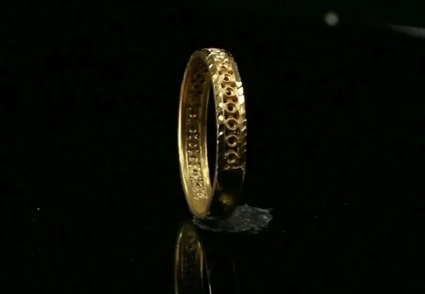 22k Ring Solid Gold ELEGANT Charm Ladies Band SIZE 7.25 RESIZABLE r2555mon