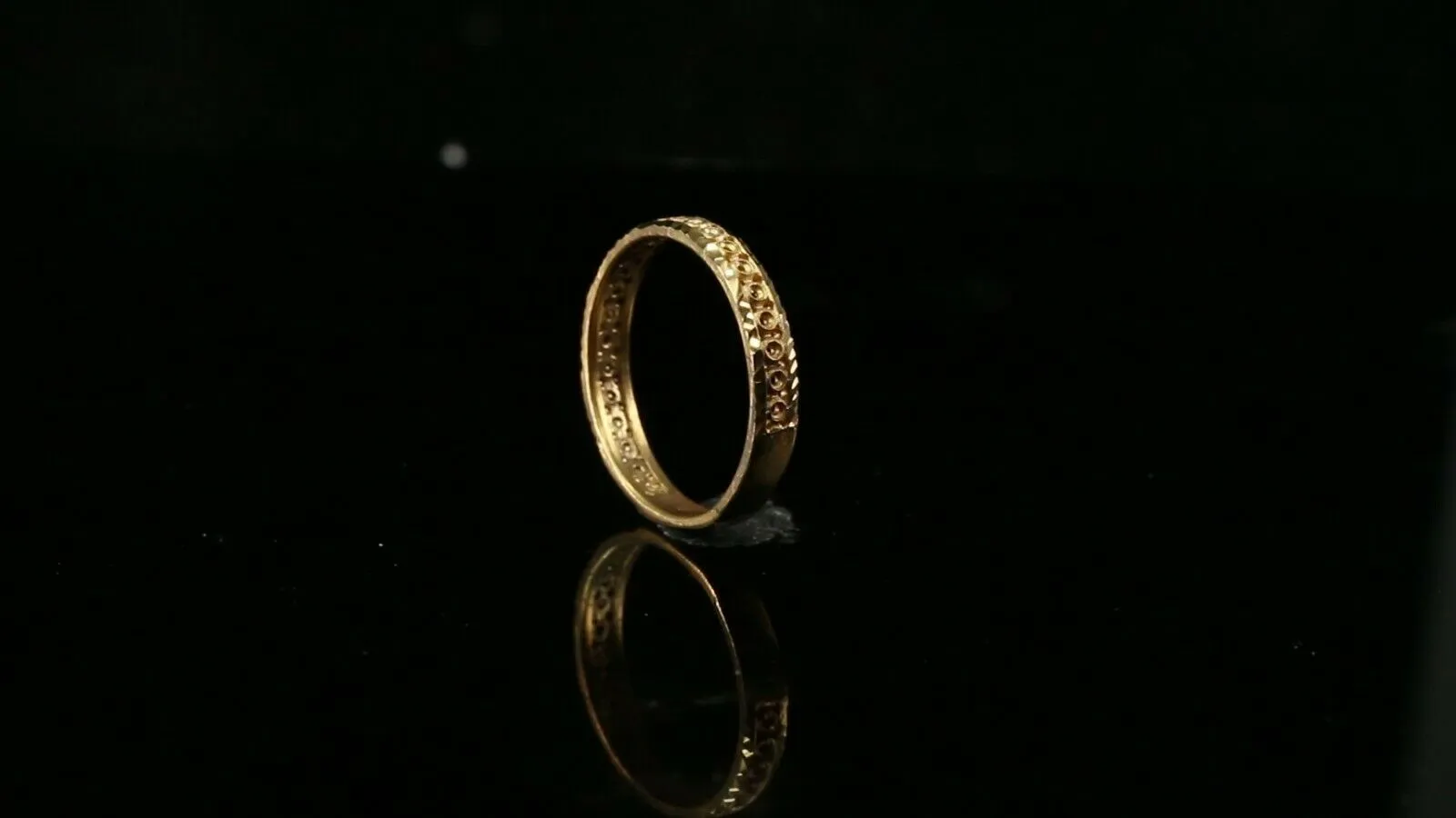 22k Ring Solid Gold ELEGANT Charm Ladies Band SIZE 7.25 RESIZABLE r2555mon