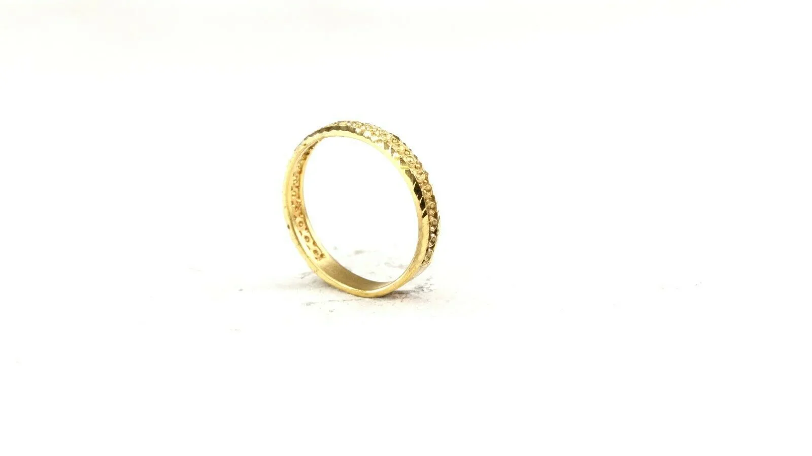 22k Ring Solid Gold ELEGANT Charm Ladies Band SIZE 7.25 RESIZABLE r2555mon