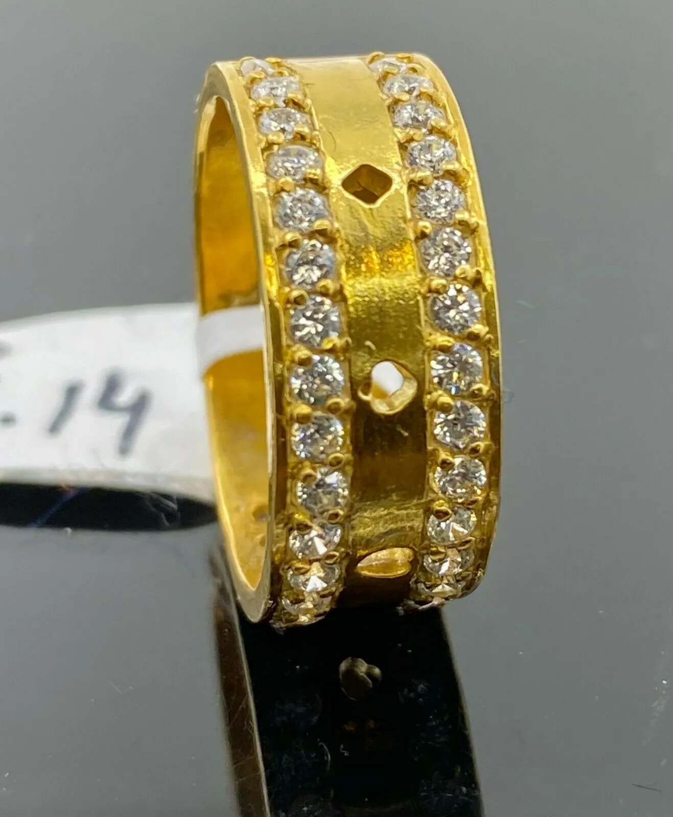 22k Ring Solid Gold ELEGANT Charm Ladies Stone Band SIZE 7.05 RESIZABLE r2397