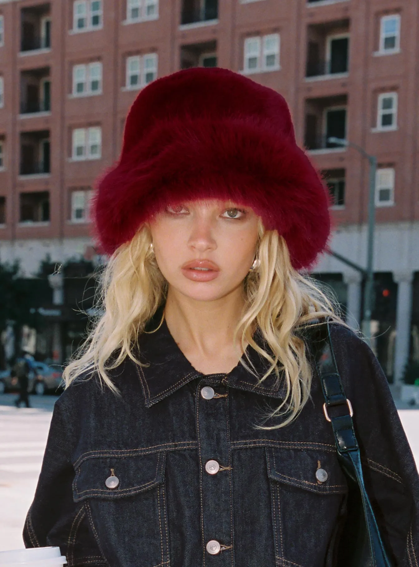 Avaah Fluffy Hat Red