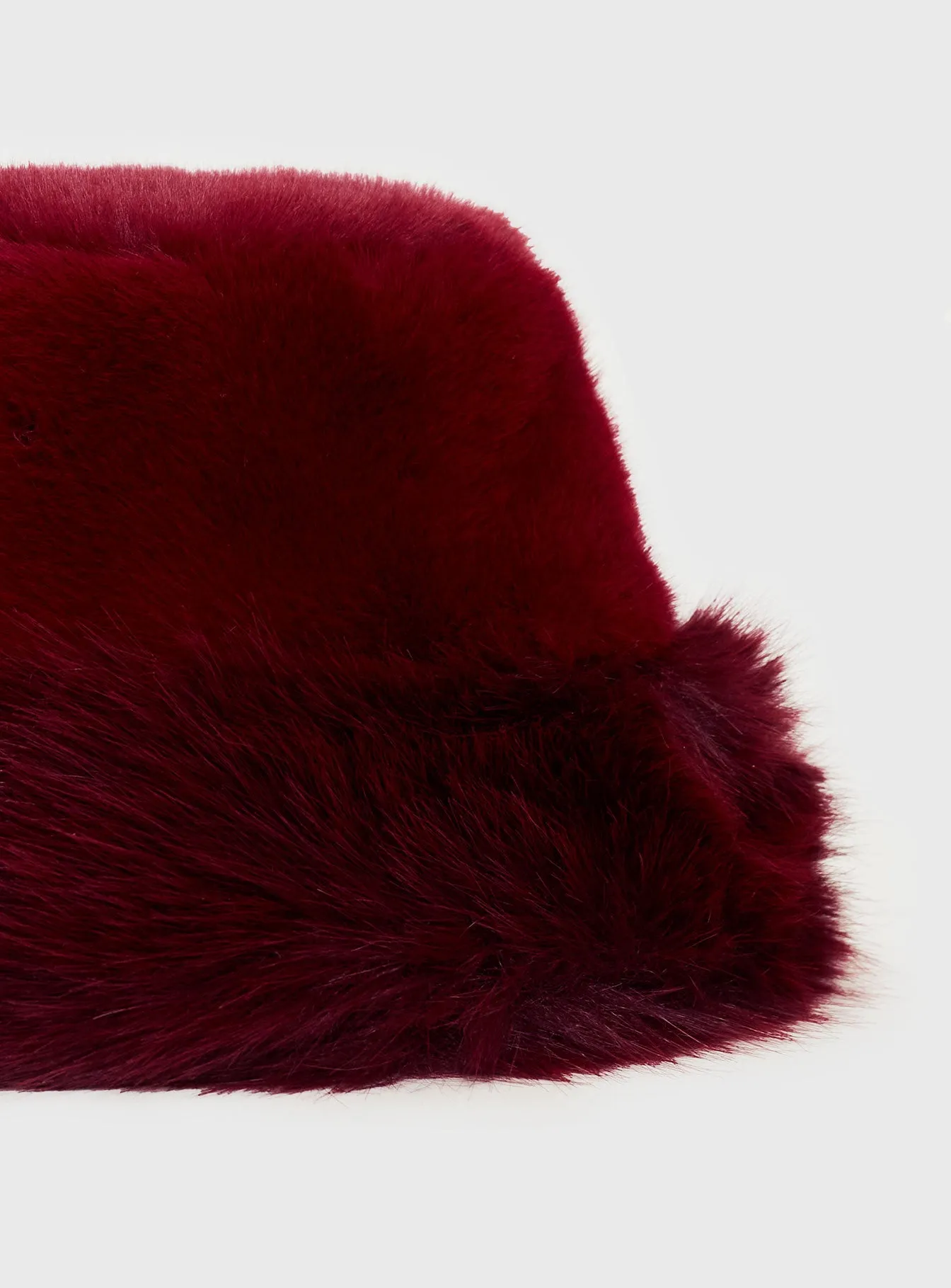 Avaah Fluffy Hat Red