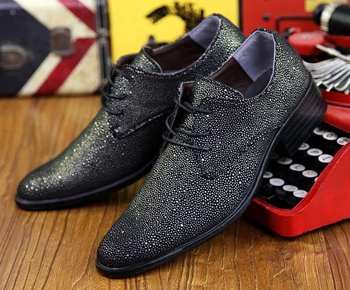 Black Metallic Pointed Head Lace-Up Oxfords for Men