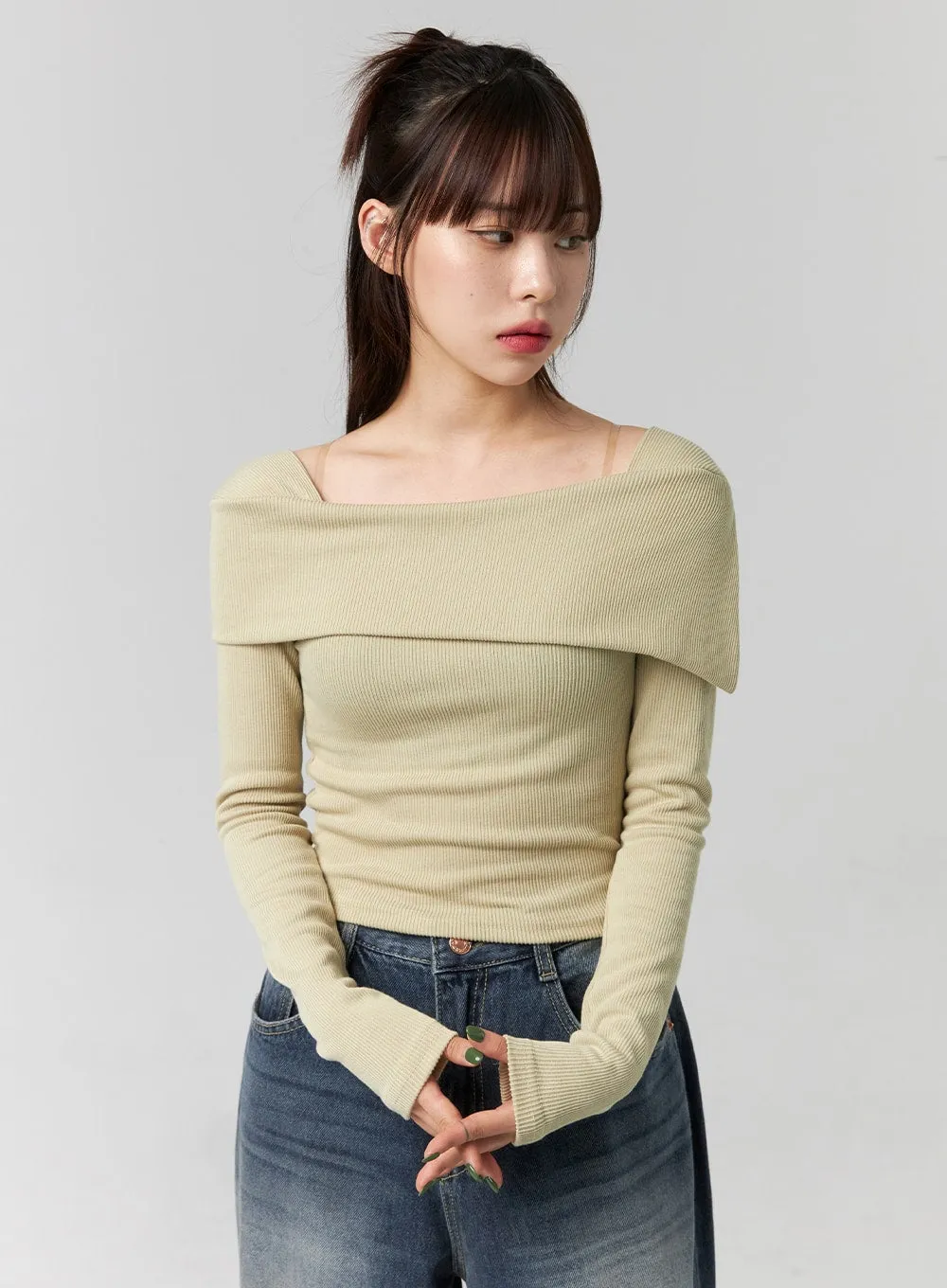 Body Slimming Off-Shoulder Blouse CG331