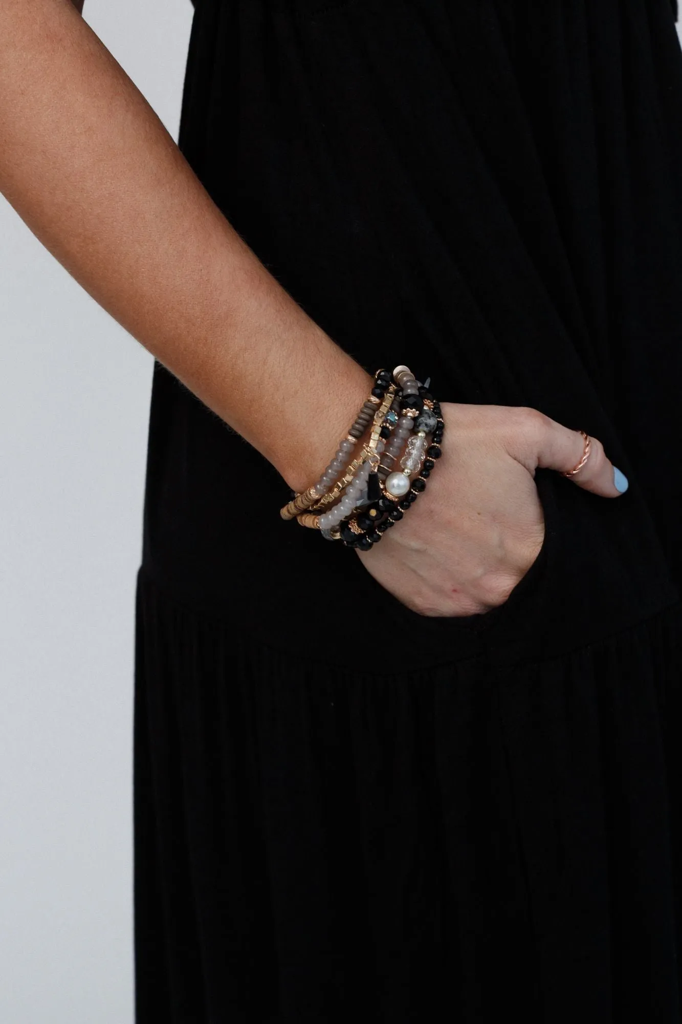 Deena Black Bracelet Set