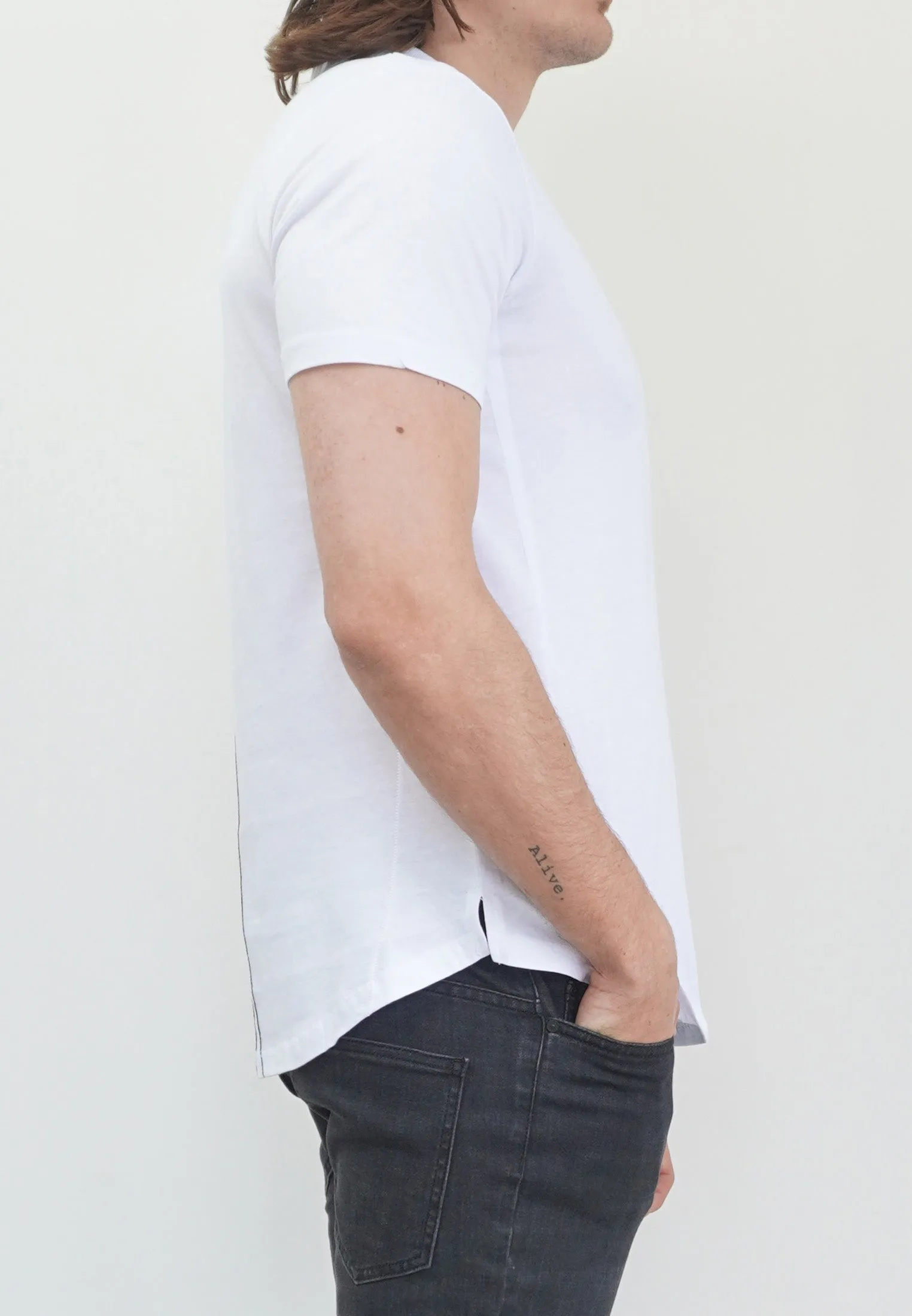 ESSENTIAL CURVED HEM WHITE POLO SHIRT