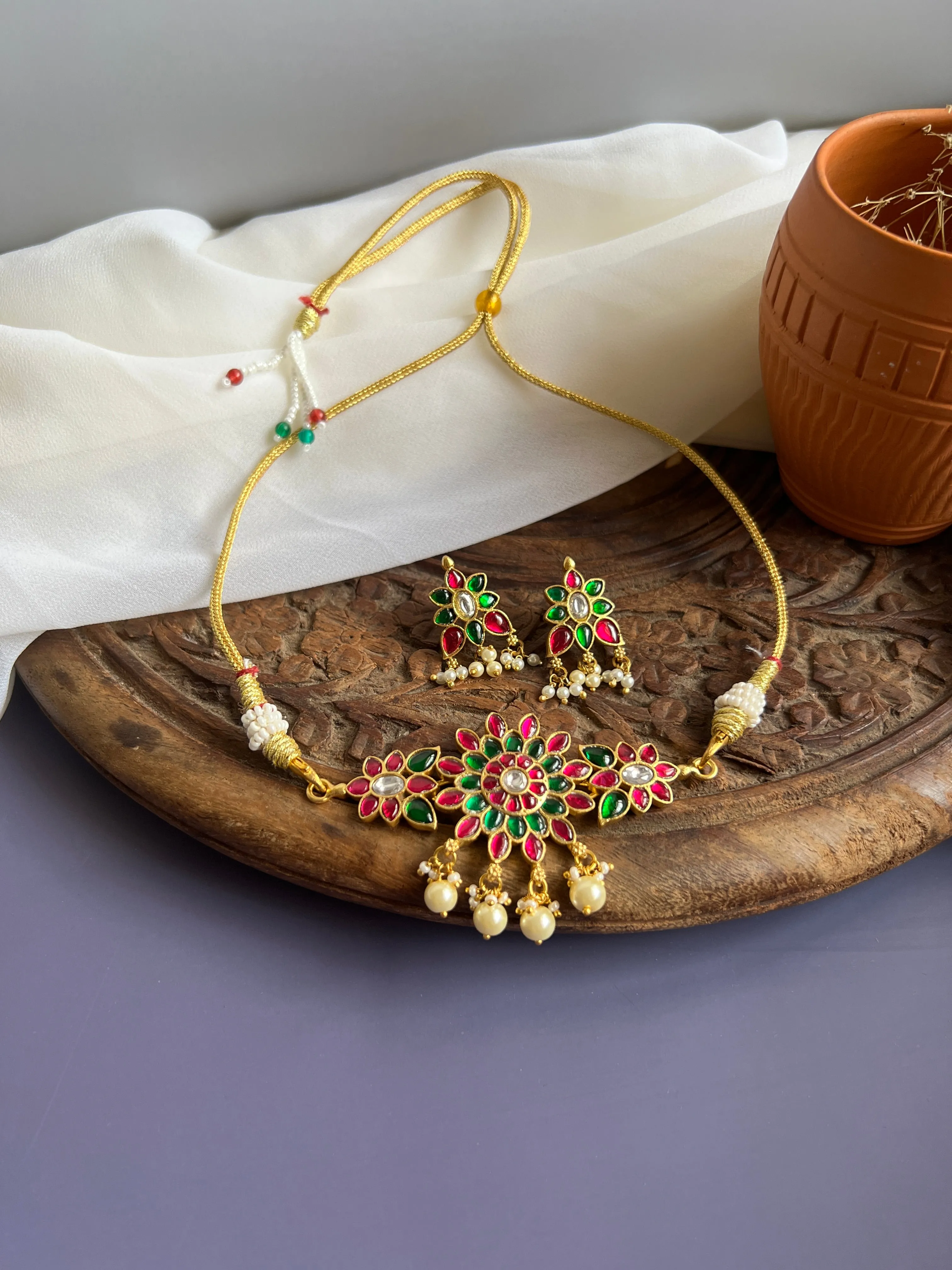 Kundan flower choker with studs - kid friendly