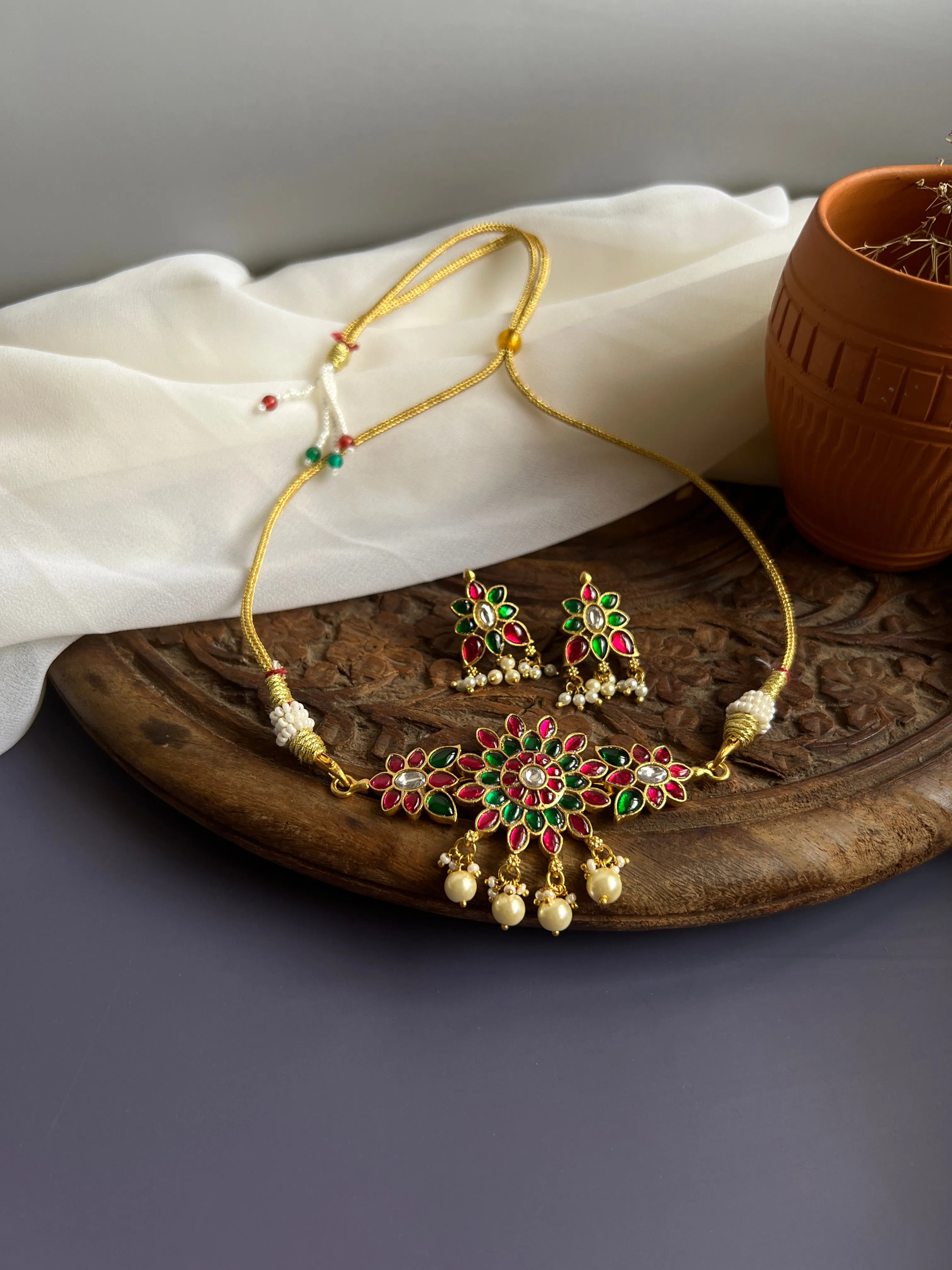 Kundan flower choker with studs - kid friendly