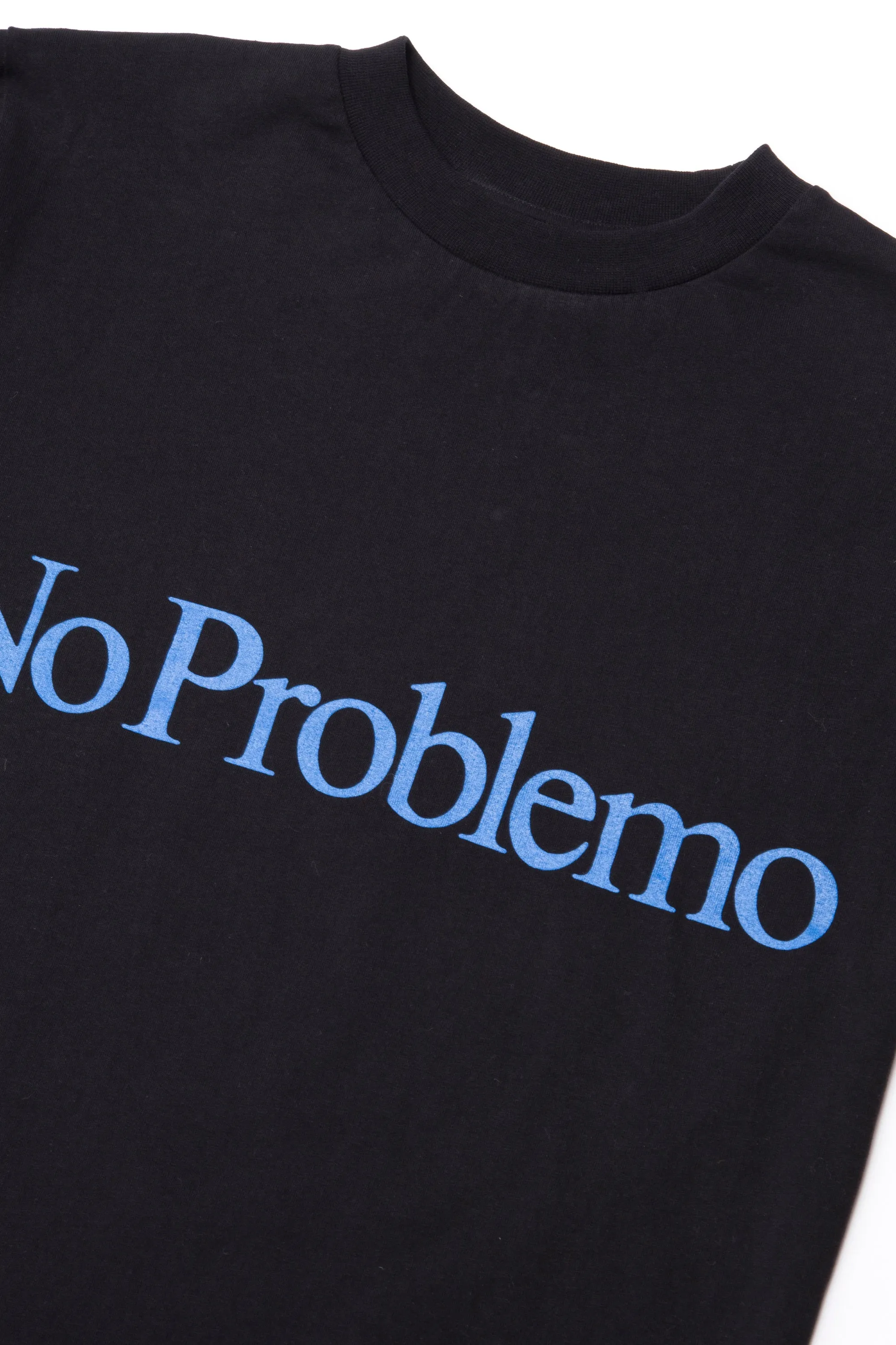 Short Sleeve T-shirt with No Problemo Design