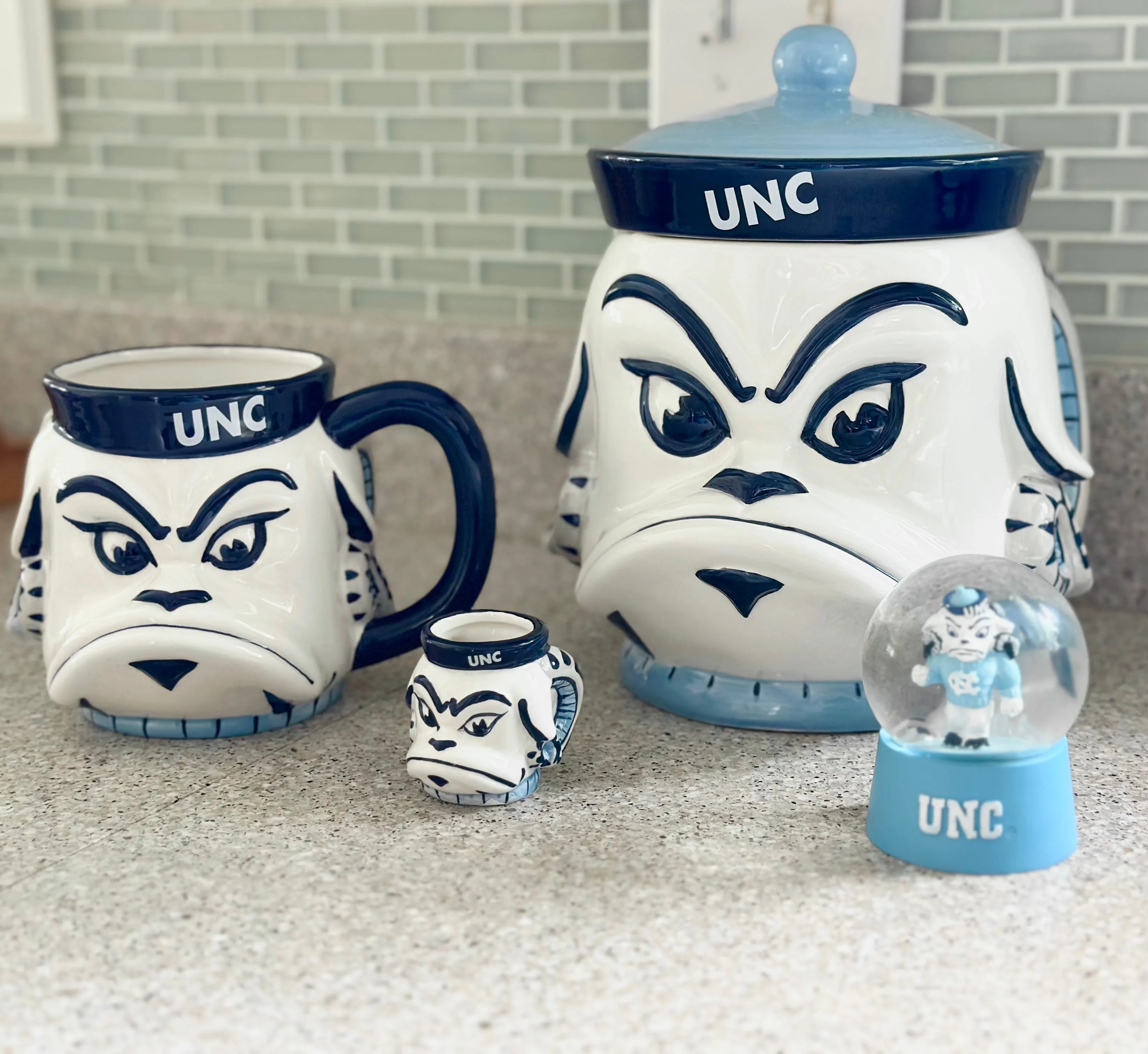 North Carolina Tar Heels Mascot Rameses Snow Globe Mini