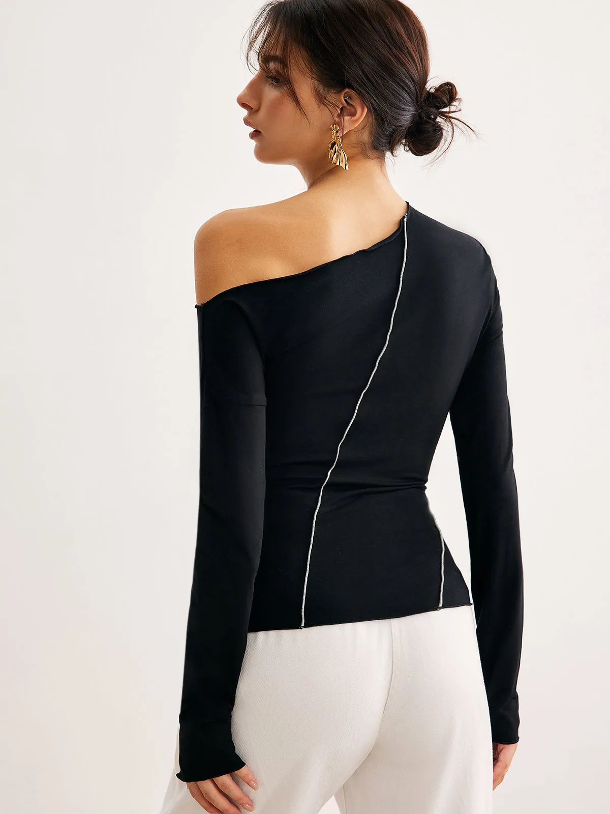 One-Shoulder Contrast Piping Skinny Blouse