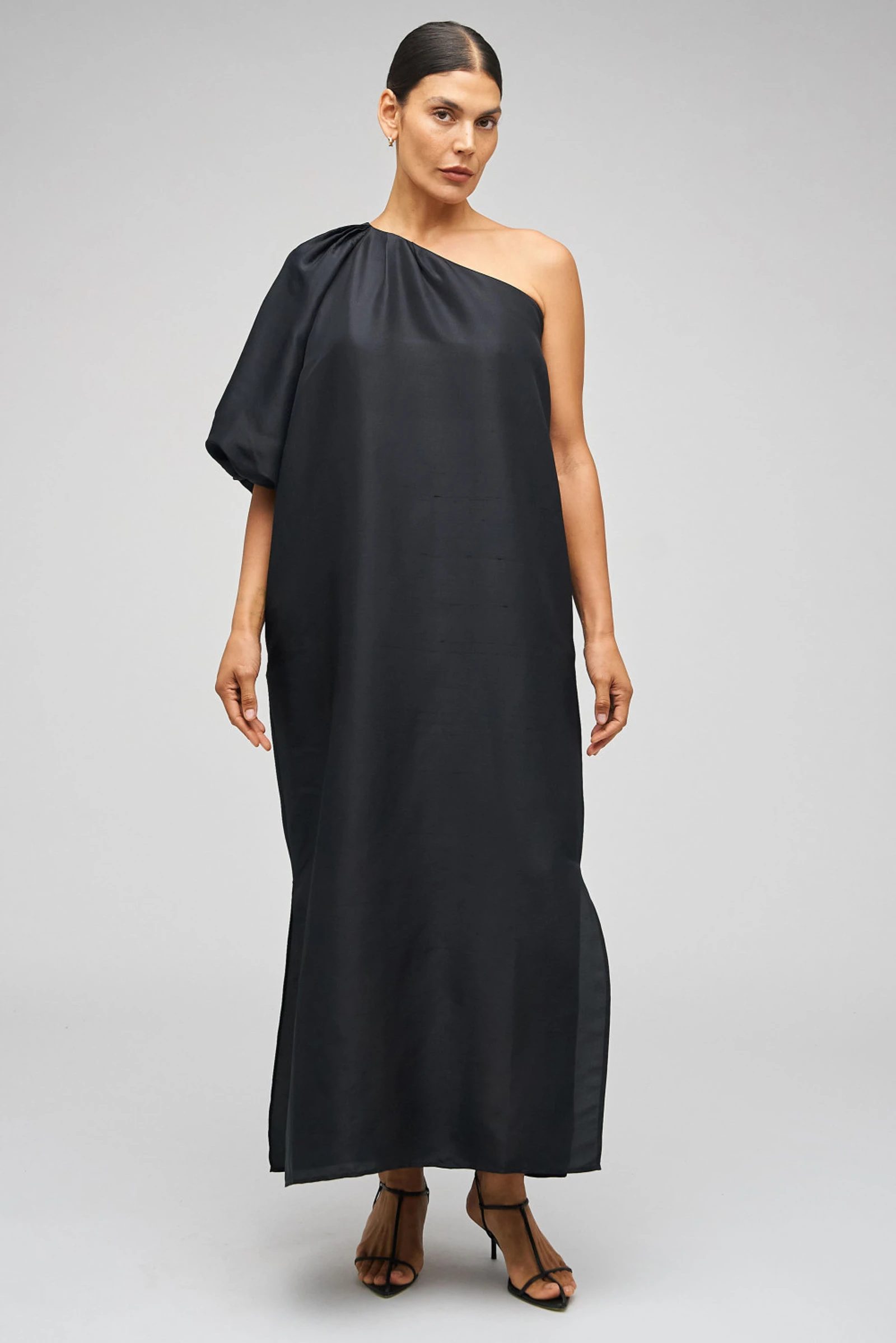 --One Shoulder Dress-