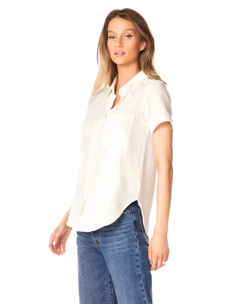 SHORT SLEEVE BUTTON FRONT COLLAR SHIRT