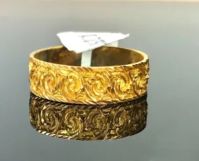 Solid Gold Floral Band Ring | Elegant Ladies Charm | Size 11 Resizable (r2335)