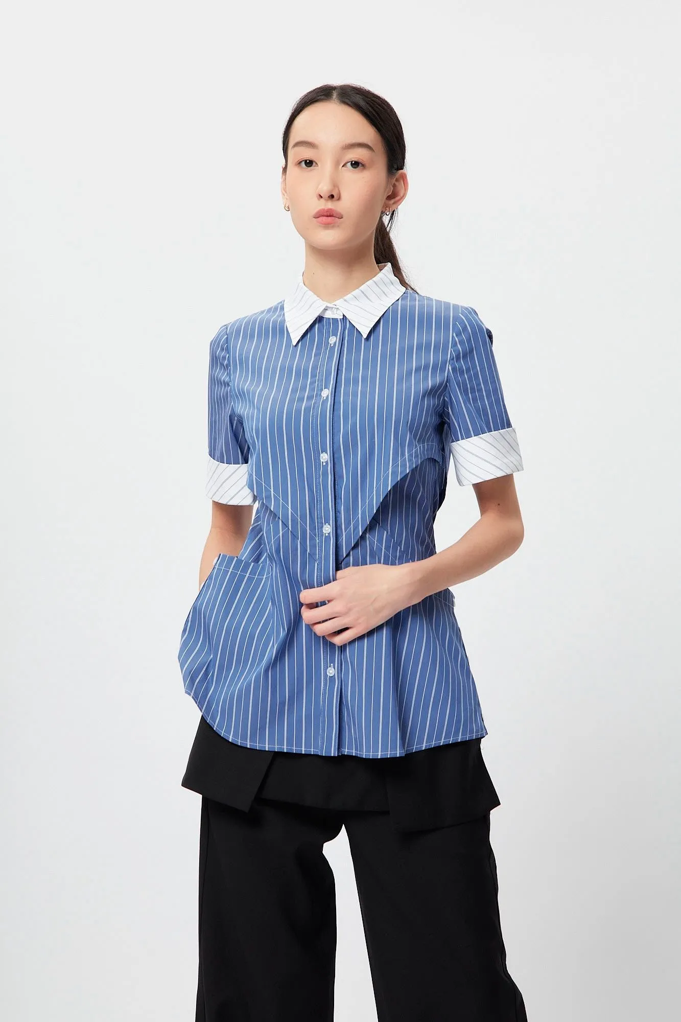 Striped structural waistline shirt