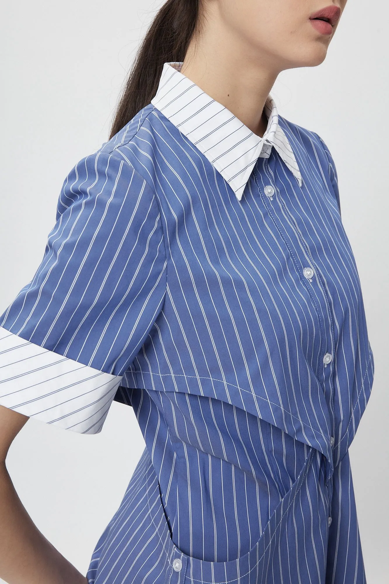 Striped structural waistline shirt