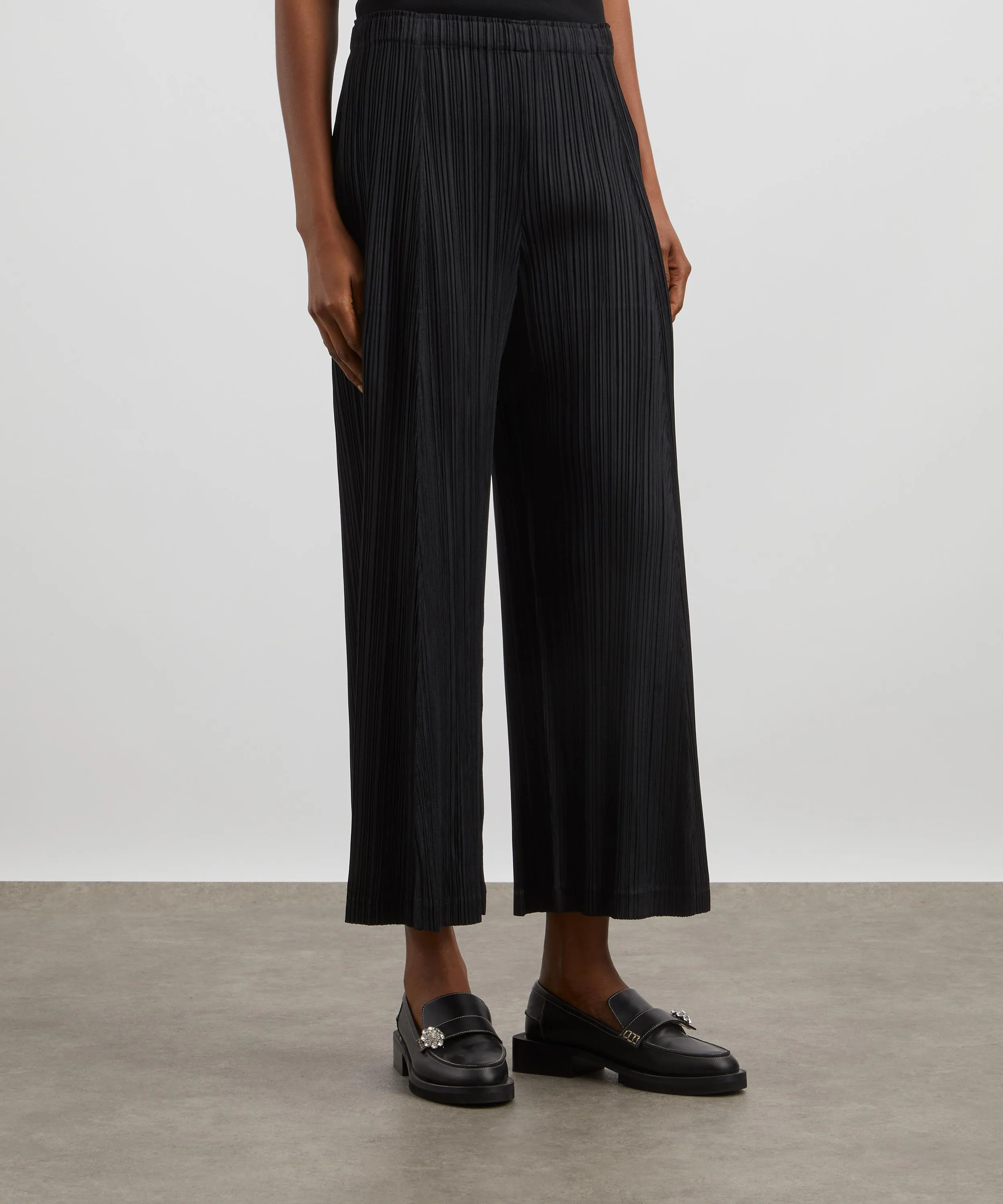 THICKER BOTTOMS 2 Pleated Trousers