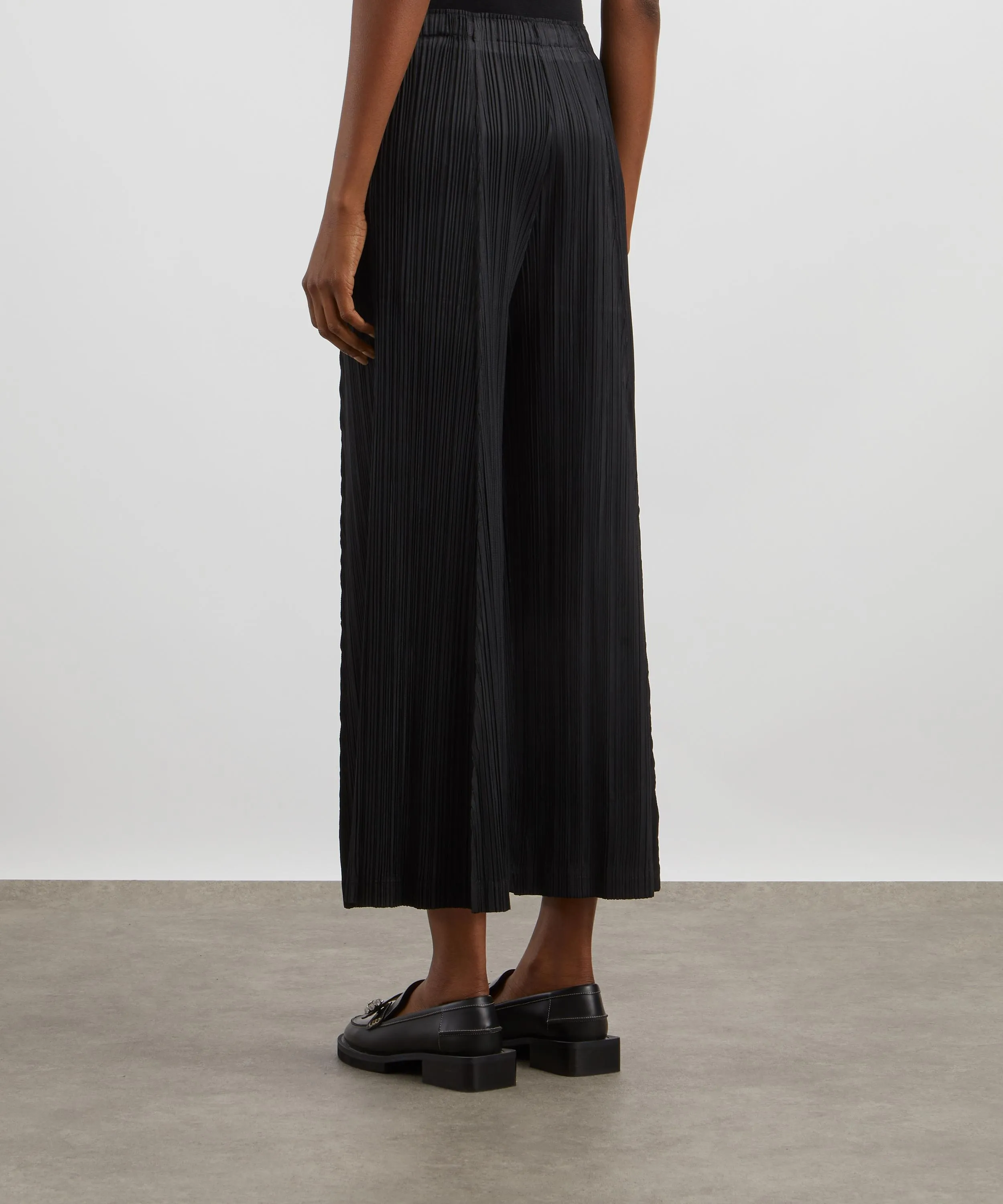 THICKER BOTTOMS 2 Pleated Trousers