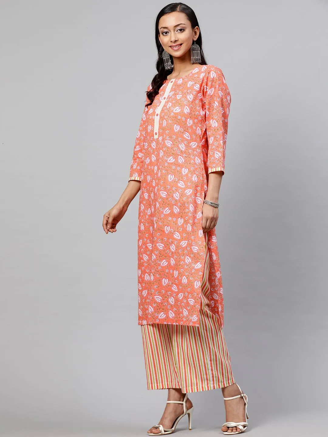 Women Orange Off-White Printed Kurta with Trousers