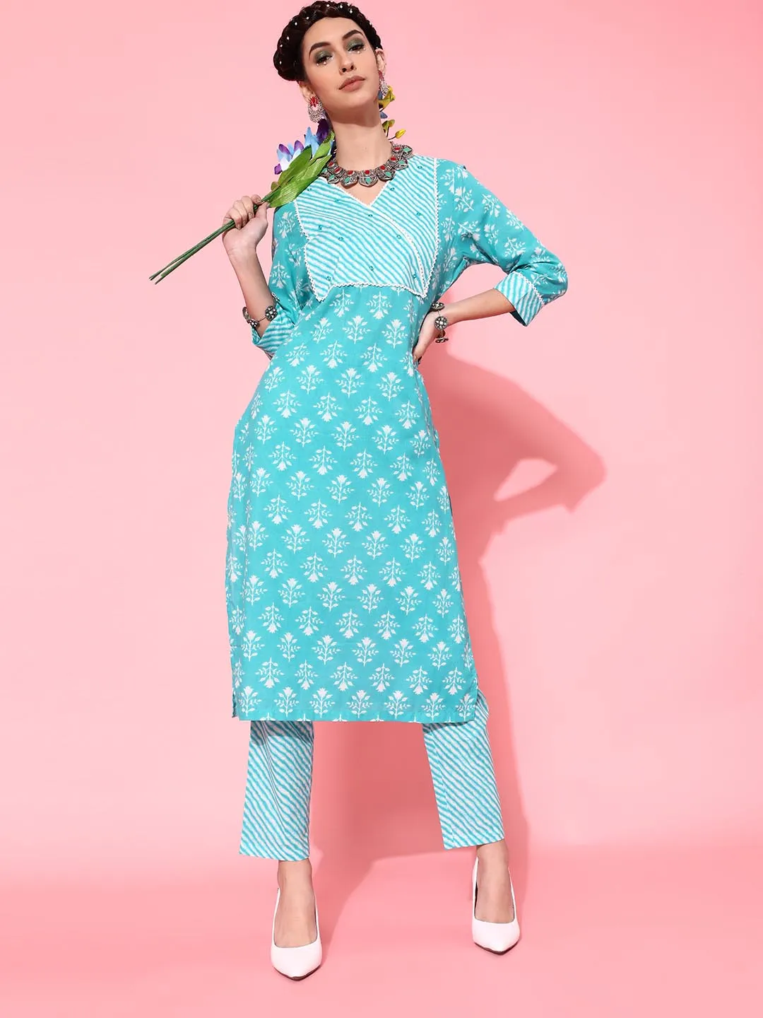 Women Turquoise Blue Floral Printed Pure Cotton Kurta with Trousers