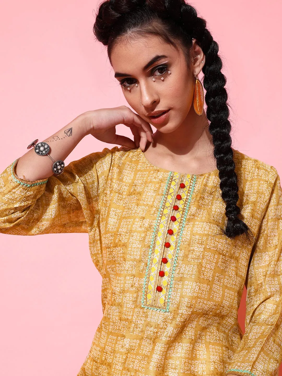 Women Yellow Bandhani Printed Pure Cotton Kurta with Trousers