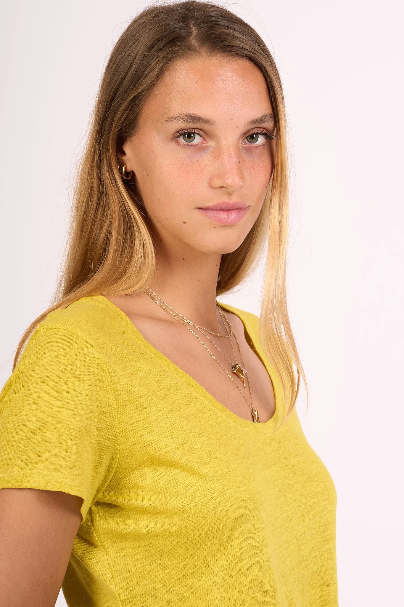 Yellow Women's Round Neck Linen T-Shirt Pure Cotton